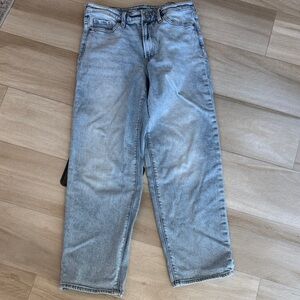 Old Navy Women's Light Blue Boyfriend Jeans